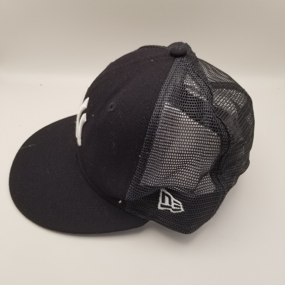 New Era New York Yankees On-Field Mesh Back 59FIFTY Fitted Cap Size 7 1/4 - Picture 5 of 7